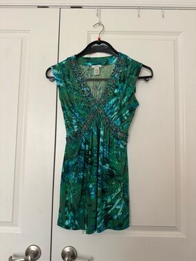 Cache Green Teal Printed V-Neck sleeveless top size small